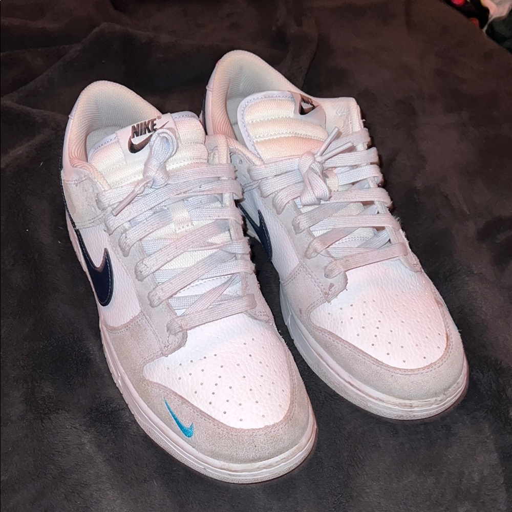 Nike dunk lows mini swoosh grey navy